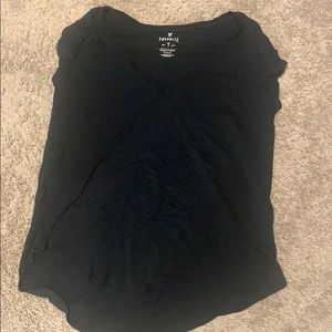 American Eagle favorite T, M